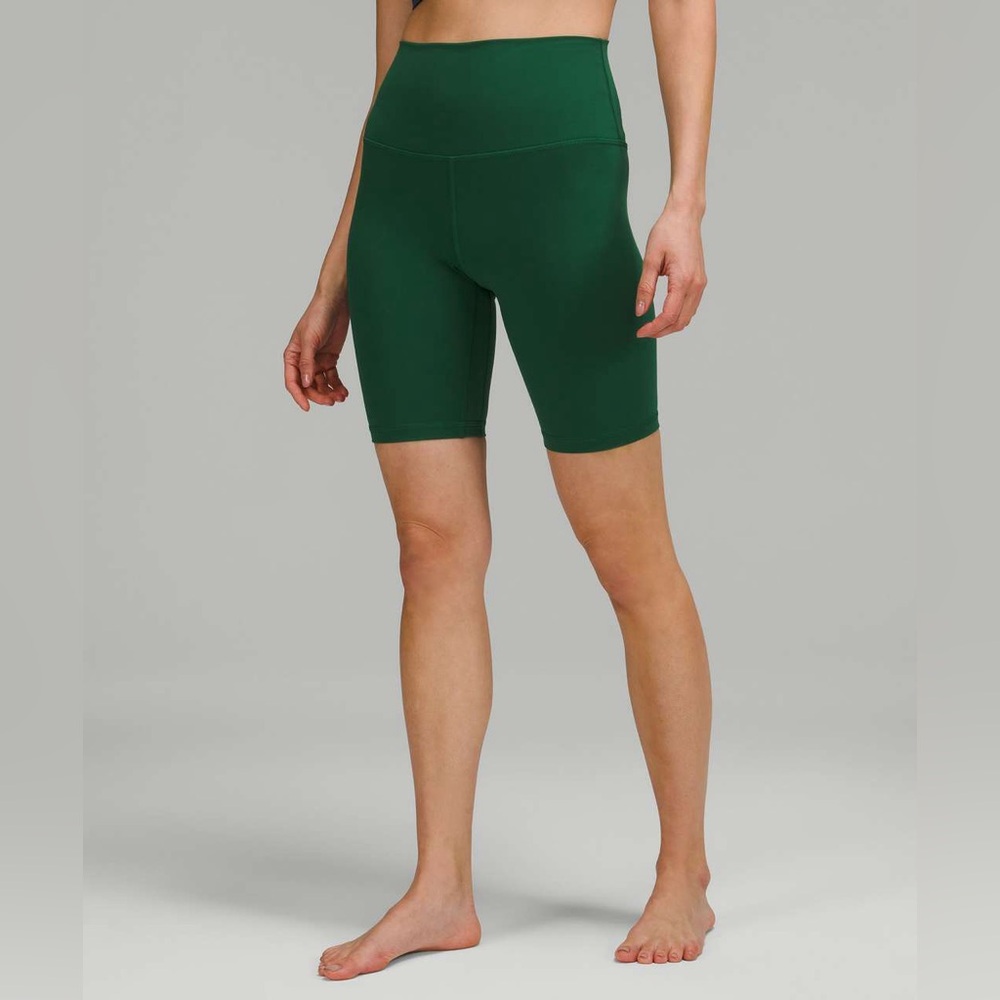lululemon athletica Align High Rise Short 8” in Everglade Green Size: 0 - Picture 3 of 7